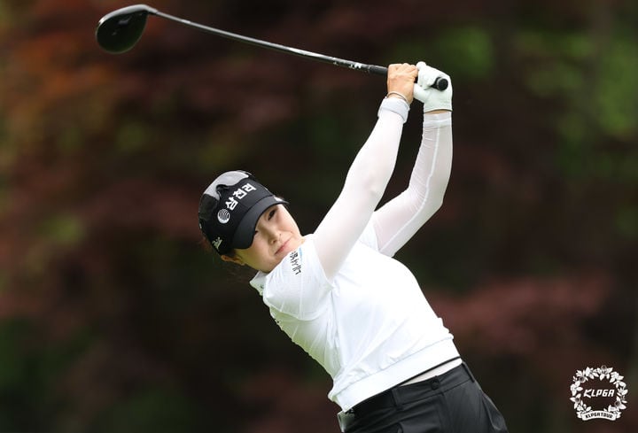 고지우, KLPGA 하이원 여자오픈 3R도 단독 선두…통산 4승 눈앞