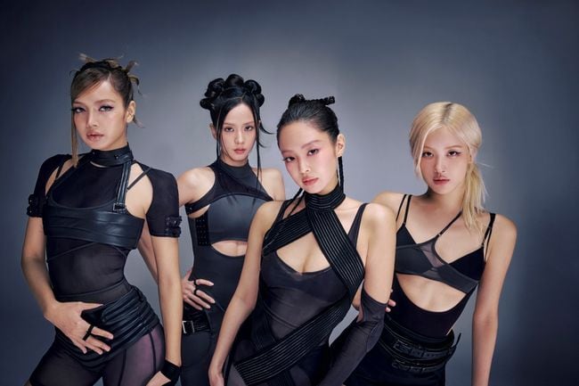 블랙핑크, K팝 걸그룹 최초 옥관문화훈장 수훈..데뷔 10주년 겹경사