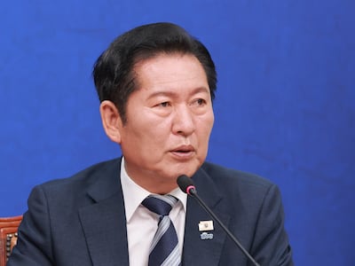 정청래 “‘정치는 결국 국민이 한다’는 李 어록…당 운영도 마찬가지”