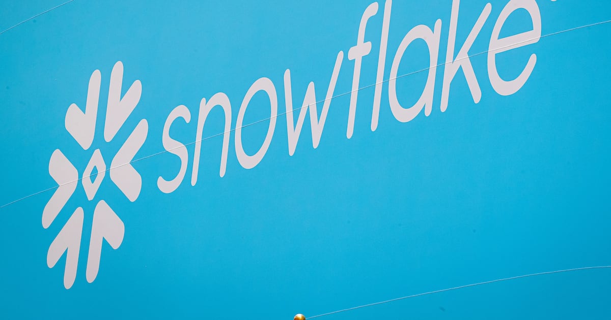 Snowflake Integrates Anthropic AI for Secure In-Platform Use