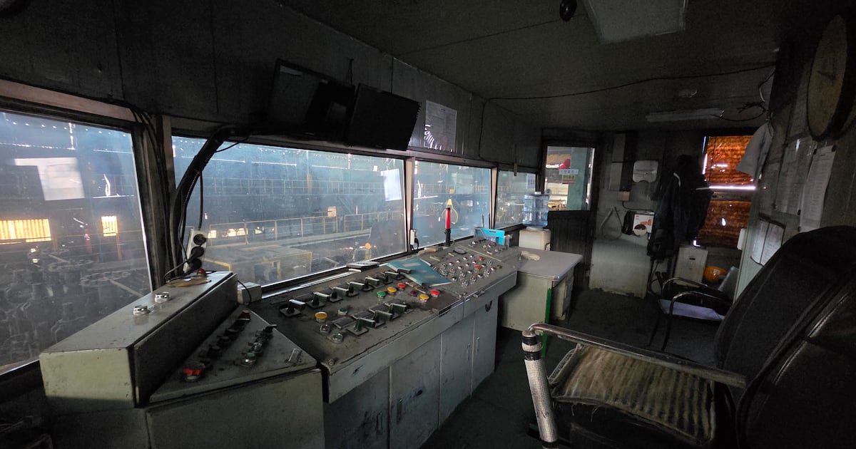 “하청 노동자들은 목장갑 빨아쓰고, 직업소개소 사장은 알바 뛴다”