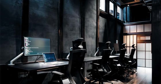 Japan's Mizuho Bank transforms office workers into AI developers after 3-month training program