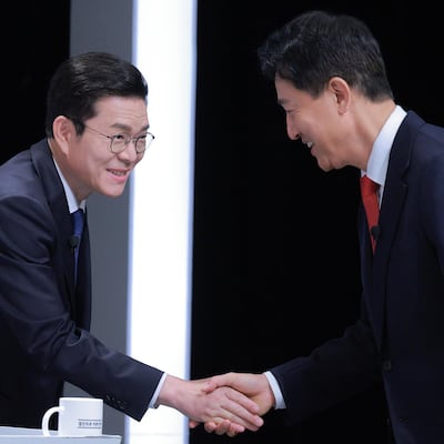 처음이자 마지막 서울시장 TV토론...鄭 “10년 심판론” 吳 “서울 톱3 도시로”