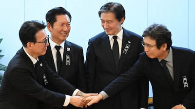 이재명 지지율 40% 벽 무너지자 ‘명청 내전’ 재점화하는 ‘유털래조문’