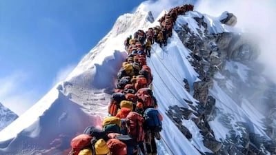 하루 274명… 1억 내고 구입하는 ‘에베레스트 정복’의 쓴 맛