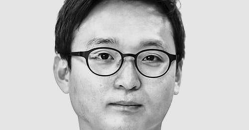 12 Notebooks and Korea's Semiconductor Betrayal