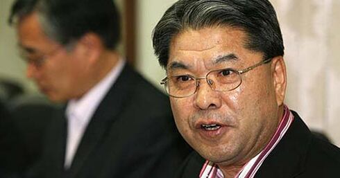 Muhammad Roh Roh to Cross Border on Foot for Summit