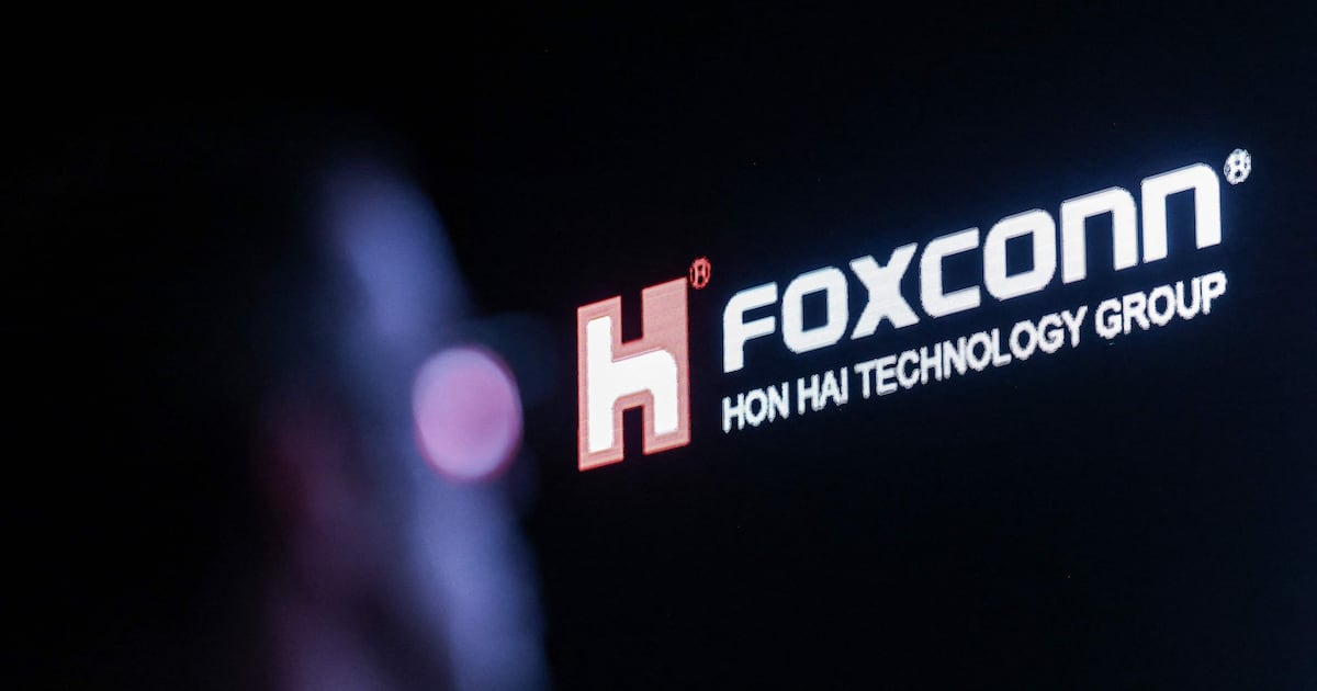 Foxconn Revenue Rises 30% Driven by AI Servers