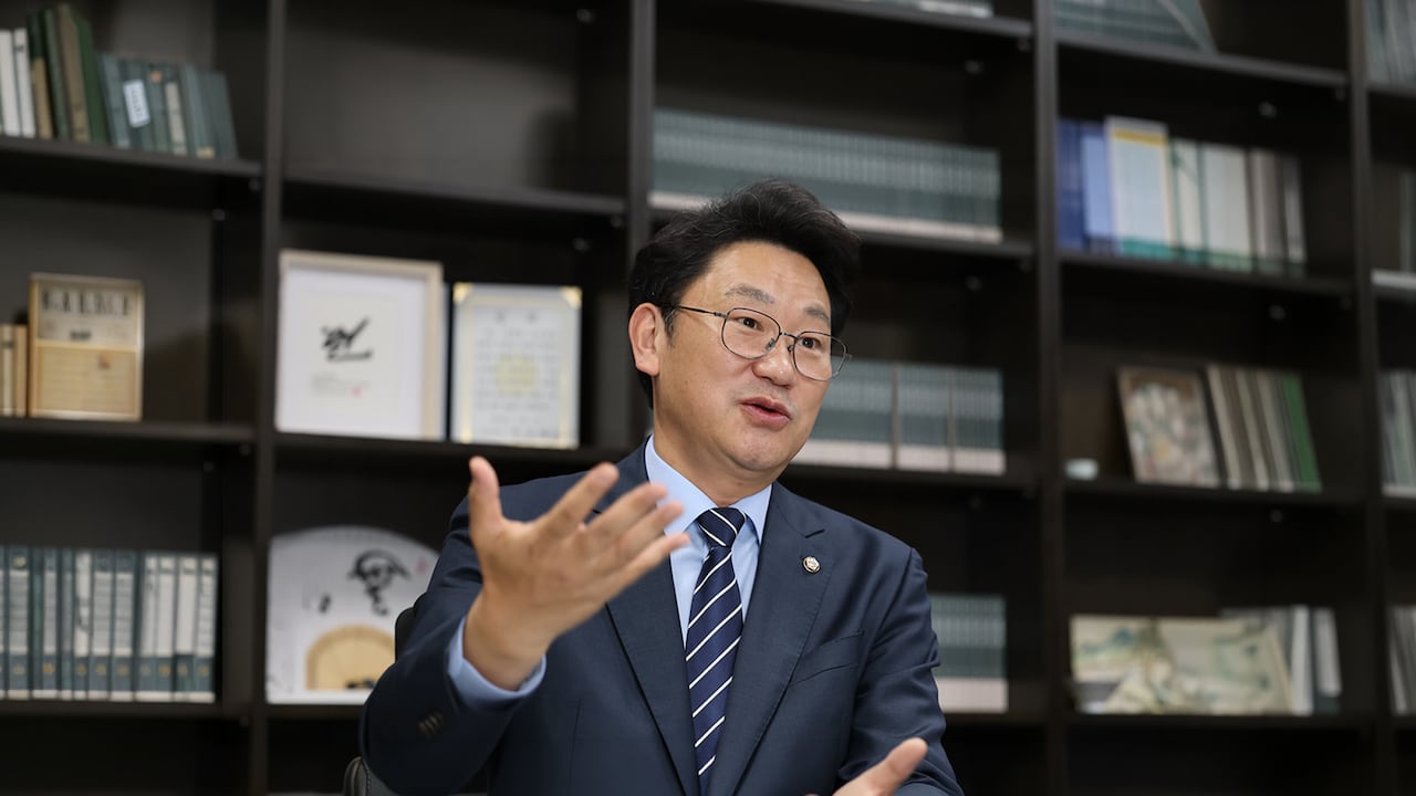 더불어민주당 곽상언 의원이 지난해 9월 서울 여의도 국회 의원회관에서 인터뷰에 응했다. /박성원 기자