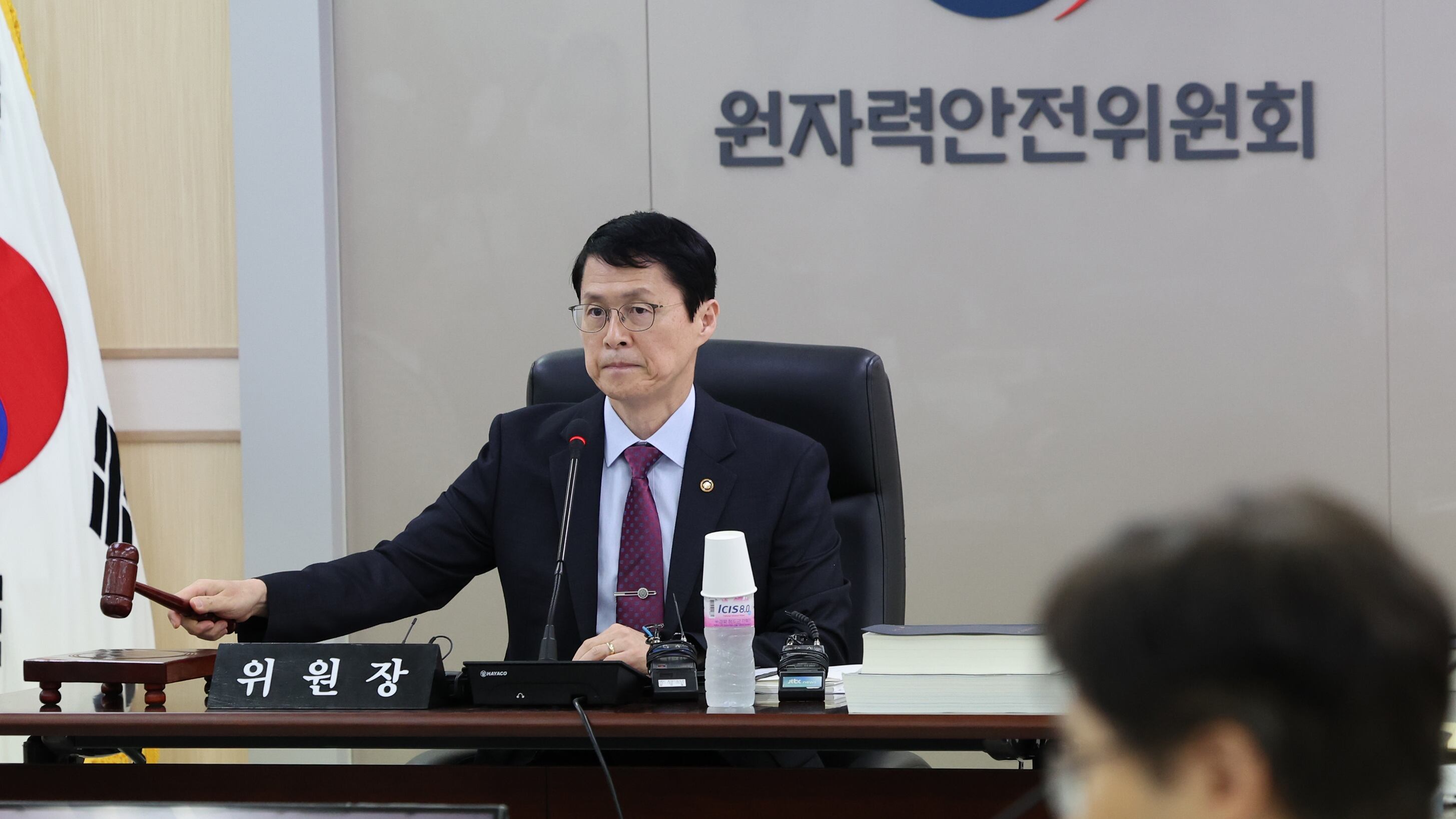 ‘항공기 테러 위험 확률’ 따지며… 고리 2호기 재가동 결론 미뤘다 – 출장용접