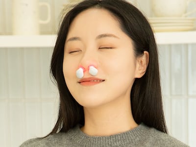 콧물과 재채기 줄줄, 봄보다 독한 ‘가을 비염’ 코에 툭 넣어 치료