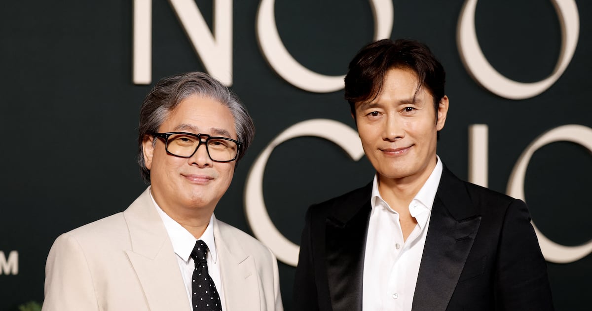 "박찬욱 '어쩔수가없다', 미국서 한국 영화 역대 2위 흥행 예상" - 뉴스 썸네일 이미지