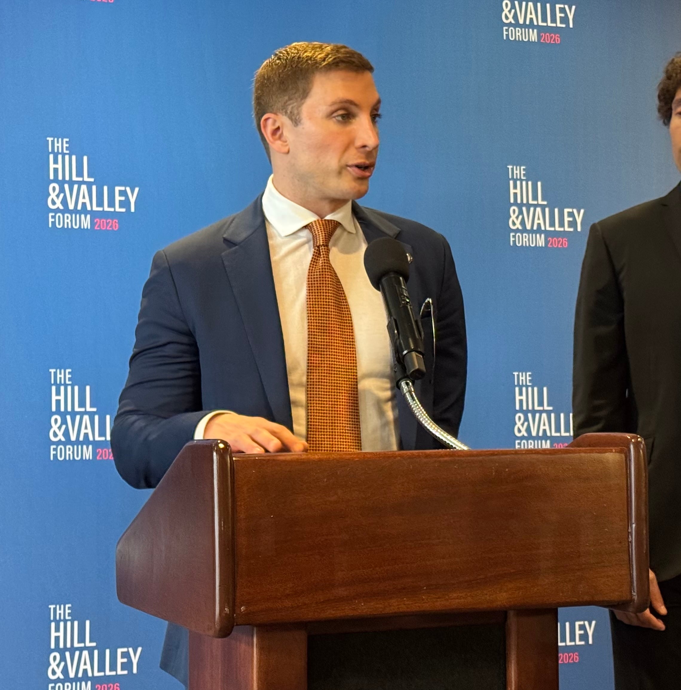 인천탐정사무소 서울탐정사무소 – 美, ‘팍스 실리카’ 펀드 출범… “호르무즈 같은 상황, 반도체에선 안 돼”