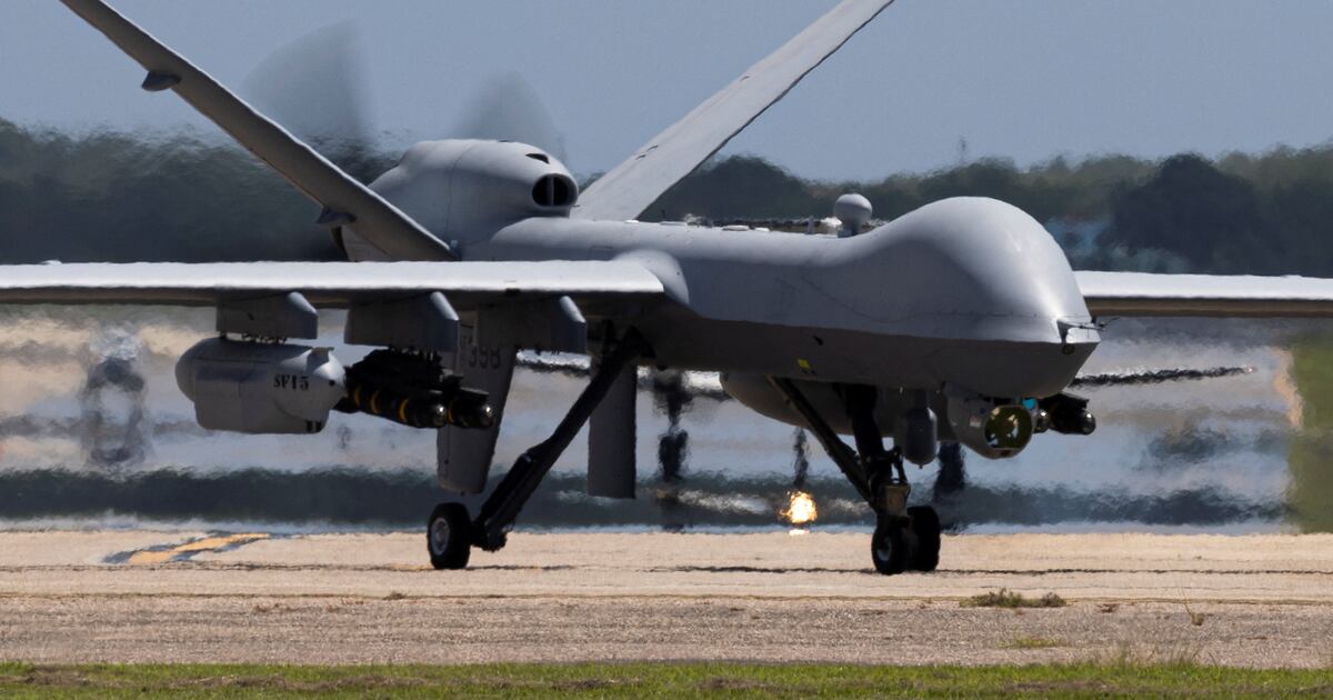 美 '하늘의 암살자' MQ-9 무인기, 군산기지에 배치됐다