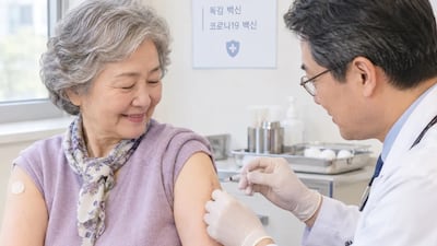 고령자, 같은 날 ‘독감·코로나19’ 백신 양팔에 맞아도 괜찮아요