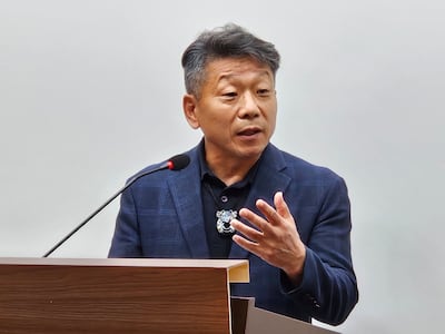 “33억 재산 중 29억이 사인간 채권?”… 김영환 “신용한, 돈 흐름 밝혀라”