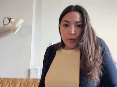 ‘난자 동결’ 인증한 AOC… 2028년 출마 가능성도 시사