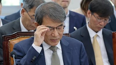 Former NEC Chairperson Rho Tae-ak Calls for End to Non-Standing System