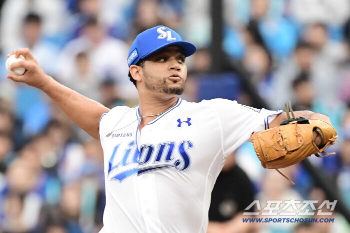 7일 대구 삼성라이온즈파크에서 열린 NC와 삼성의 와일드카드 2차전. 8회 구원 등판한 삼성 가라비토. 대구=송정헌 기자songs@sportschosun.com/2025.10.07