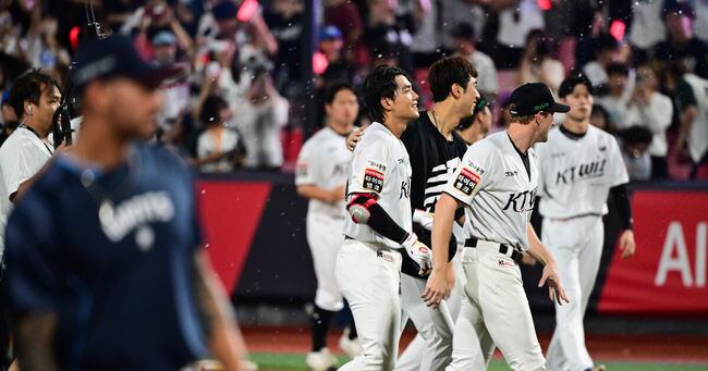 KT Wiz shatters spectator record, transforms Suwon into baseball city