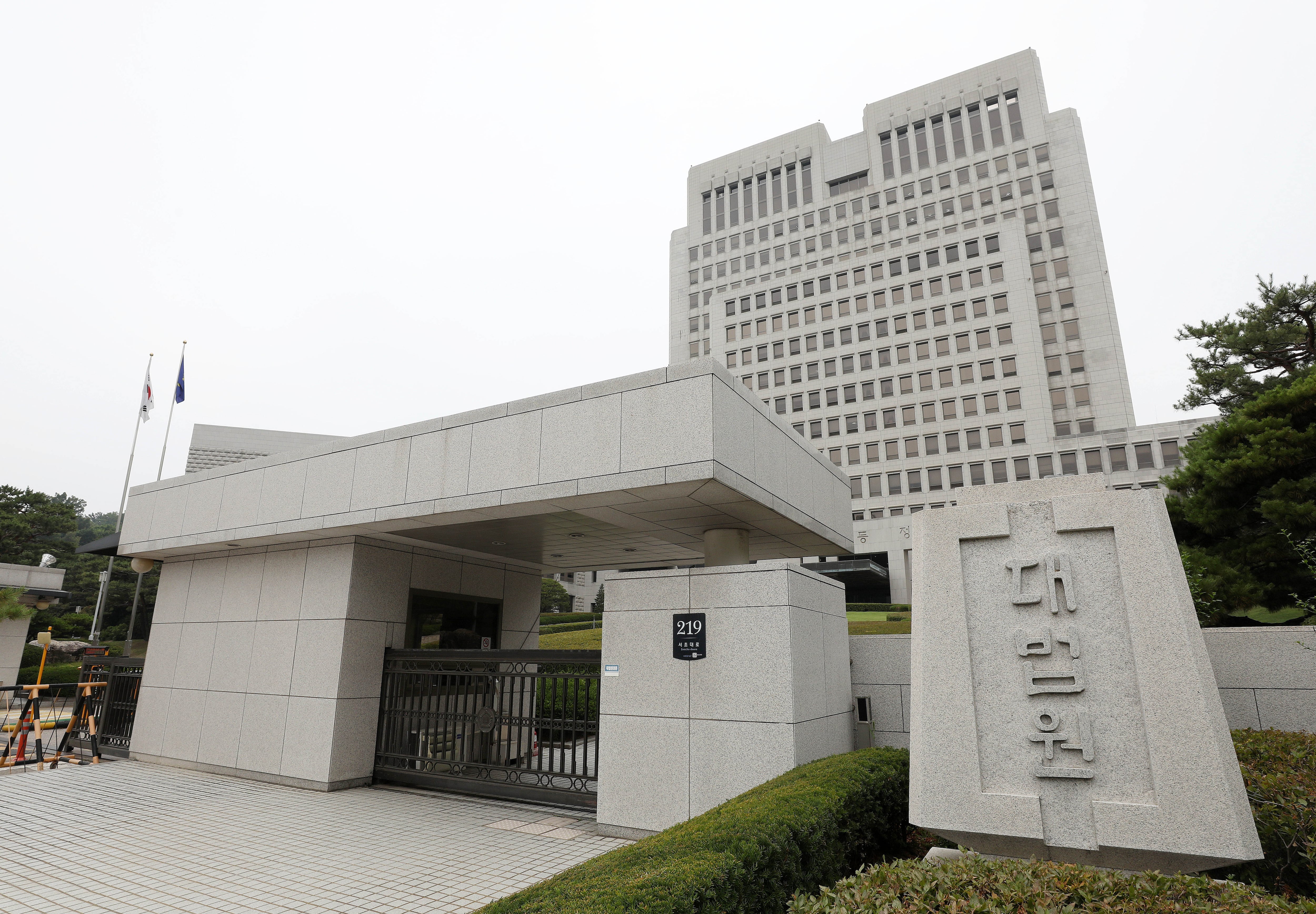유언장에 적힌 부동산 팔았다면 무효?...대법 “유언 철회로 볼 수 없어”