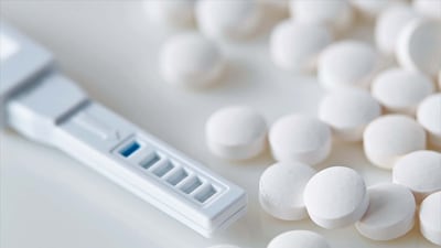 ‘먹는 임신중지약’ 한 알 먹는다고 끝 아니다… “응급대응 체계 필요”