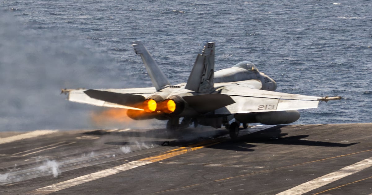 US, Iran Clash After Apache Downing in Strait of Hormuz