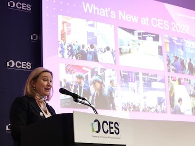 ‘생각 읽는 모자’부터 AI·양자·우주까지…CES 2027 미리 보니