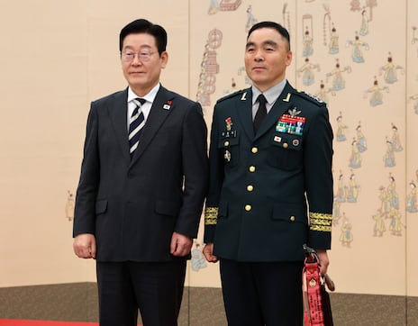 Army 3rd Corps, Navy Operations Commanders Appointed
