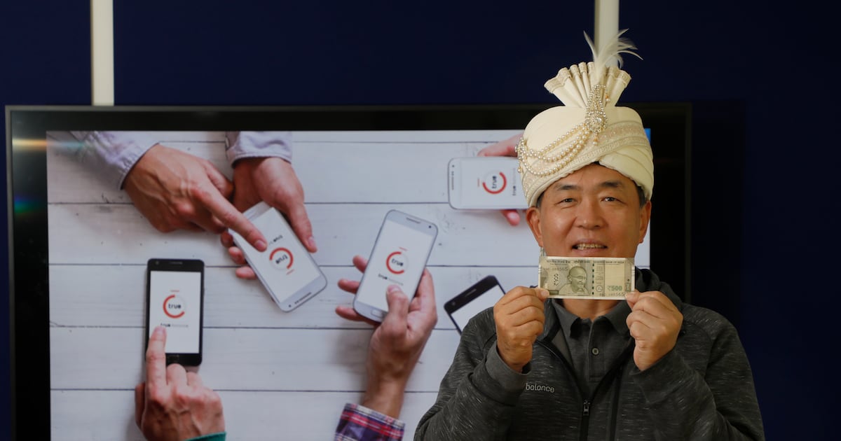 인도 '국민앱' 된 K핀테크... "누적대출 1.8조원, 매년 2배 쑥" - 뉴스 썸네일 이미지