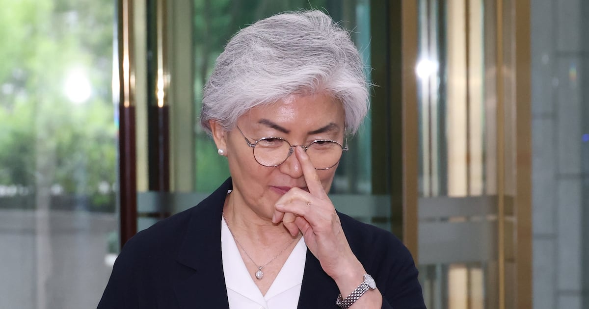 돌연 귀국한 강경화 주미대사 “쿠팡 문제, 생각보다 장기전 될 듯”