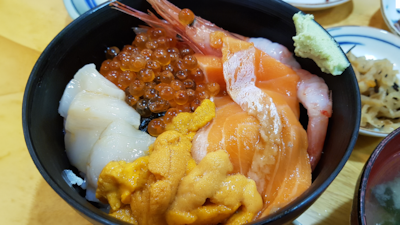 청량한 하코다테, 청정 바다 맛을 모은 하코다테 朝市