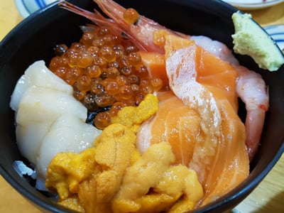 청량한 하코다테, 청정 바다 맛을 모은 하코다테 朝市