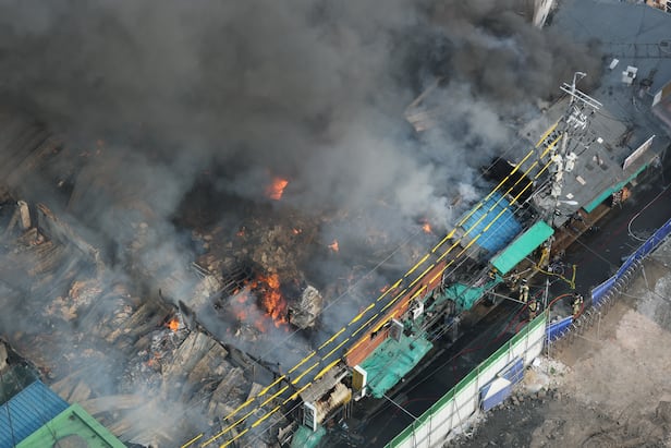 Euljiro building fire extinguished after 12 hours; 48 shops destroyed
