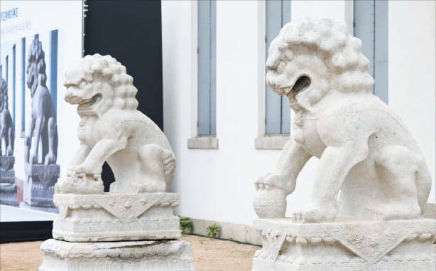 간송미술관 ‘석사자상’ 기증식 마쳐… 中으로