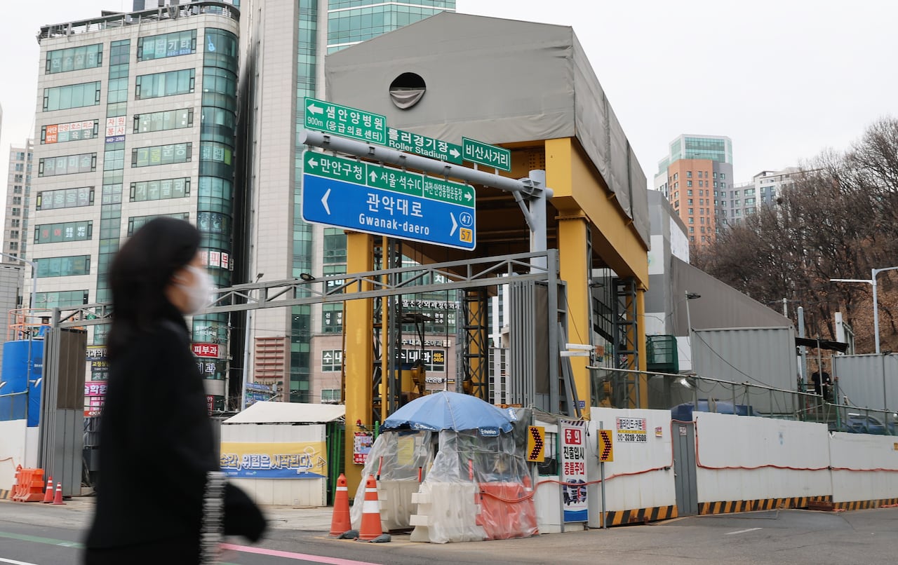 2026년 2월 26일 경기도 안양시 월곶판교선의 공사장 모습. /장경식 기자