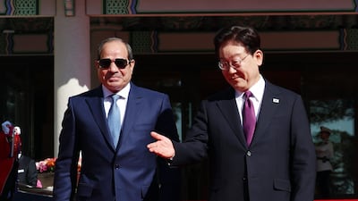 李대통령, ‘국빈 방문’ 이집트 대통령에 국산 자전거 선물