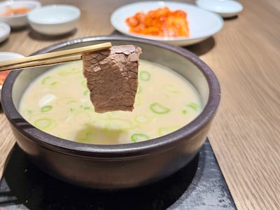 국물 한 숟가락에 담긴 깊이… 개성으로 무장한 신흥 곰탕 맛집 4곳