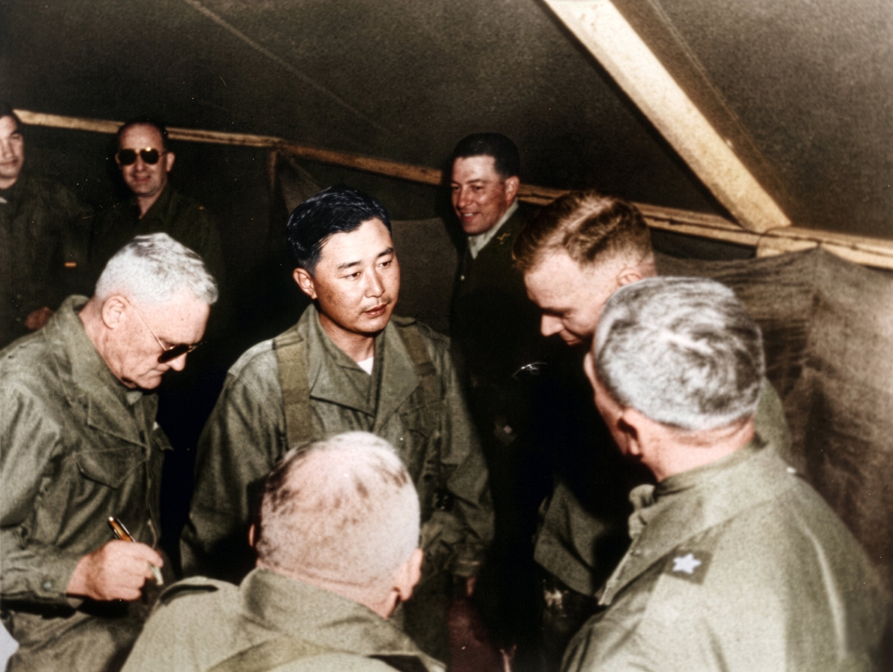 인천탐정사무소 서울탐정사무소 – 아들 실종 소식 앞에서도 “이기려는 의지”를 강조한 밴 플리트 장군