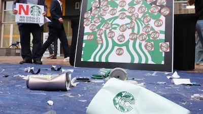 Ministry of the Interior and Safety Boycotts Starbucks Over Democracy Trivialization