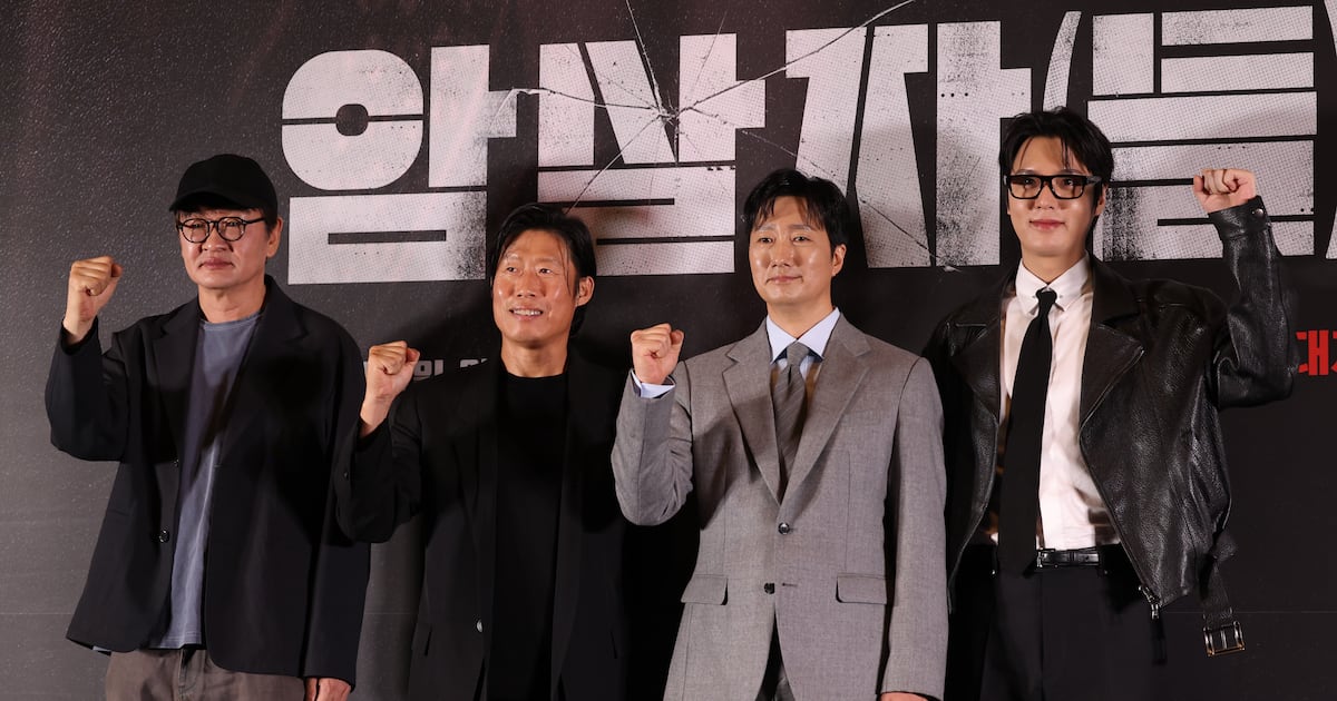 암살자(들)