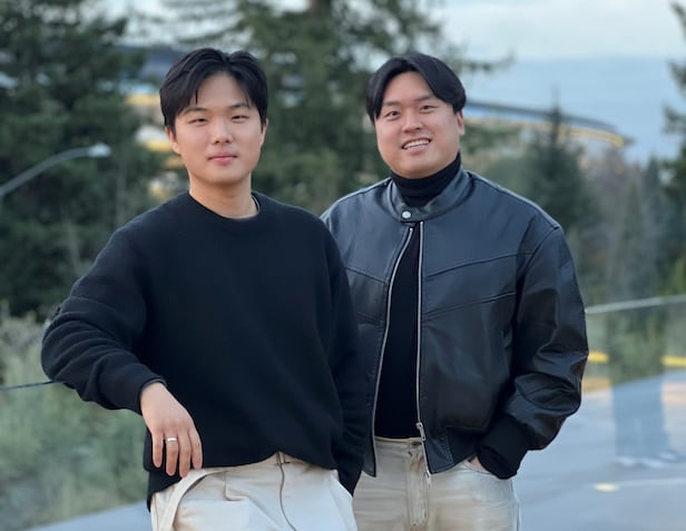 문 대표(왼쪽)와 김선재(오른쪽) 공동창업자. /문용우 대표 제공