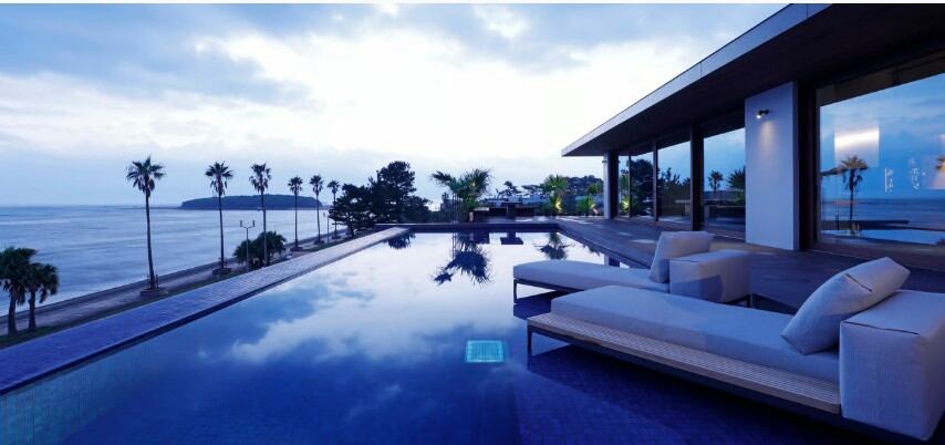 일본 미야자키시 아오시마에 있는 낫어호텔의 별장. 낫어호텔은 여러 명이