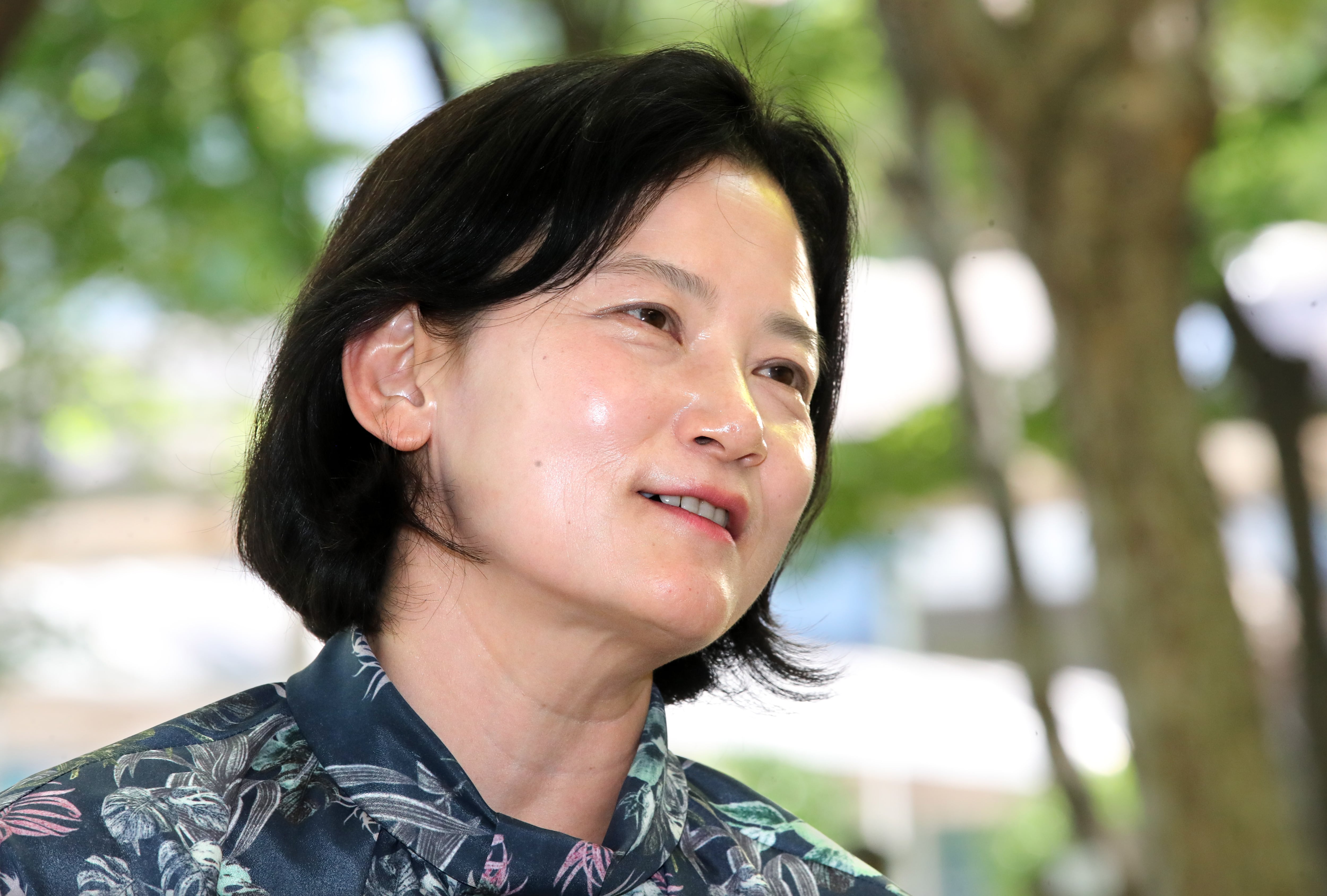 대전고검에서 만난 '평검사' 정유미는