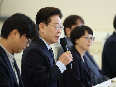 李대통령 지지율 37.4%... 8주째 하락, 취임 후 최저