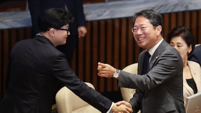 Editorial: Democratic Party's Drinking Criticism vs. Kim Seungwon's Judge Summoning