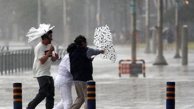 Typhoon Jangmi Brings Heavy Rain to South, Heatwave to Central Korea