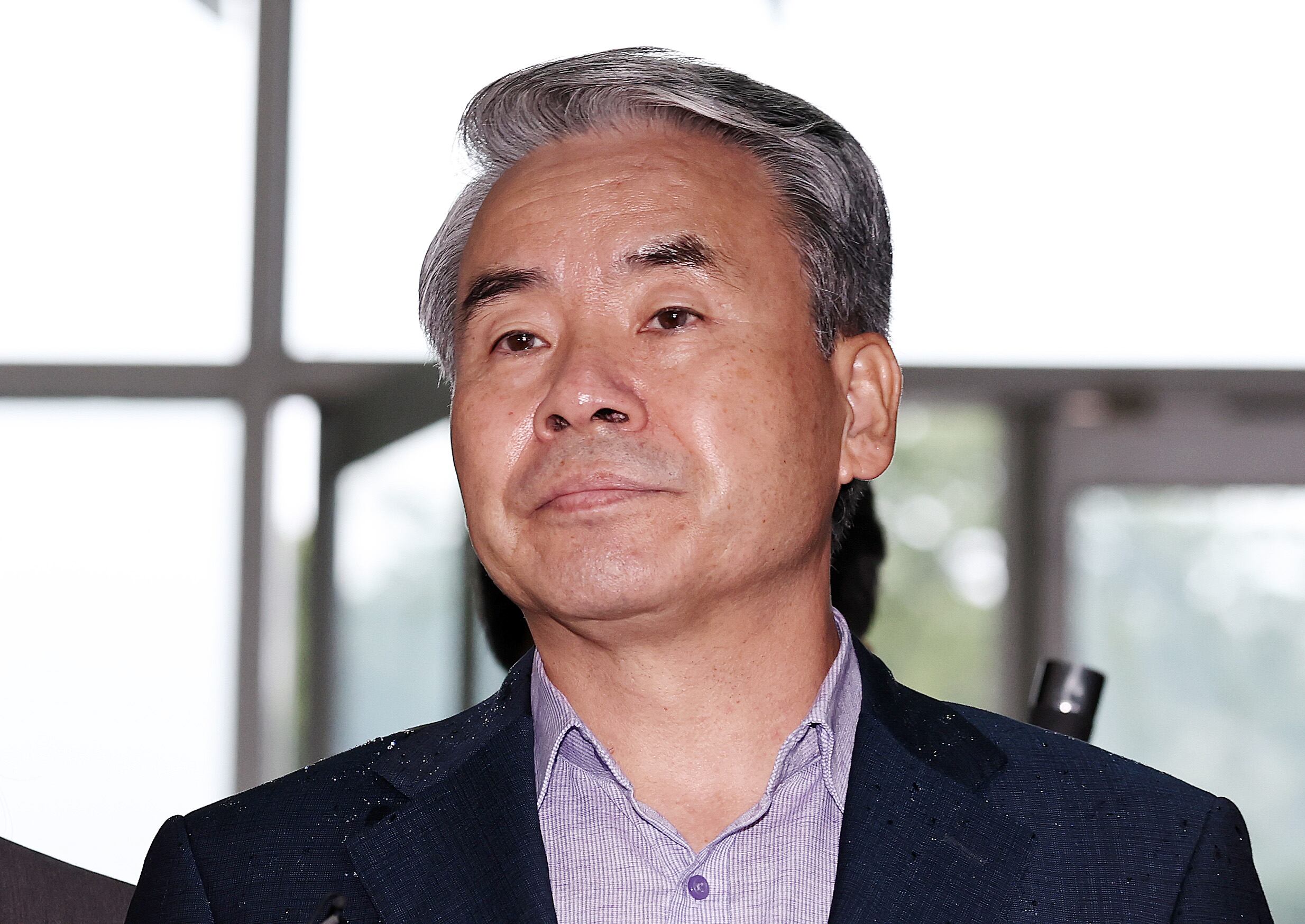 이종섭 전 국방부 장관이 지난 9월 28일 오전 서울 서초구 순직해병특검 사무실에서 피의자 조사를 받기 위해 출석하고 있다. /뉴스1