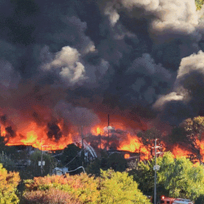 구룡마을 불길 안 잡히고 확산 “소방용수 부족해 진압 어려워”