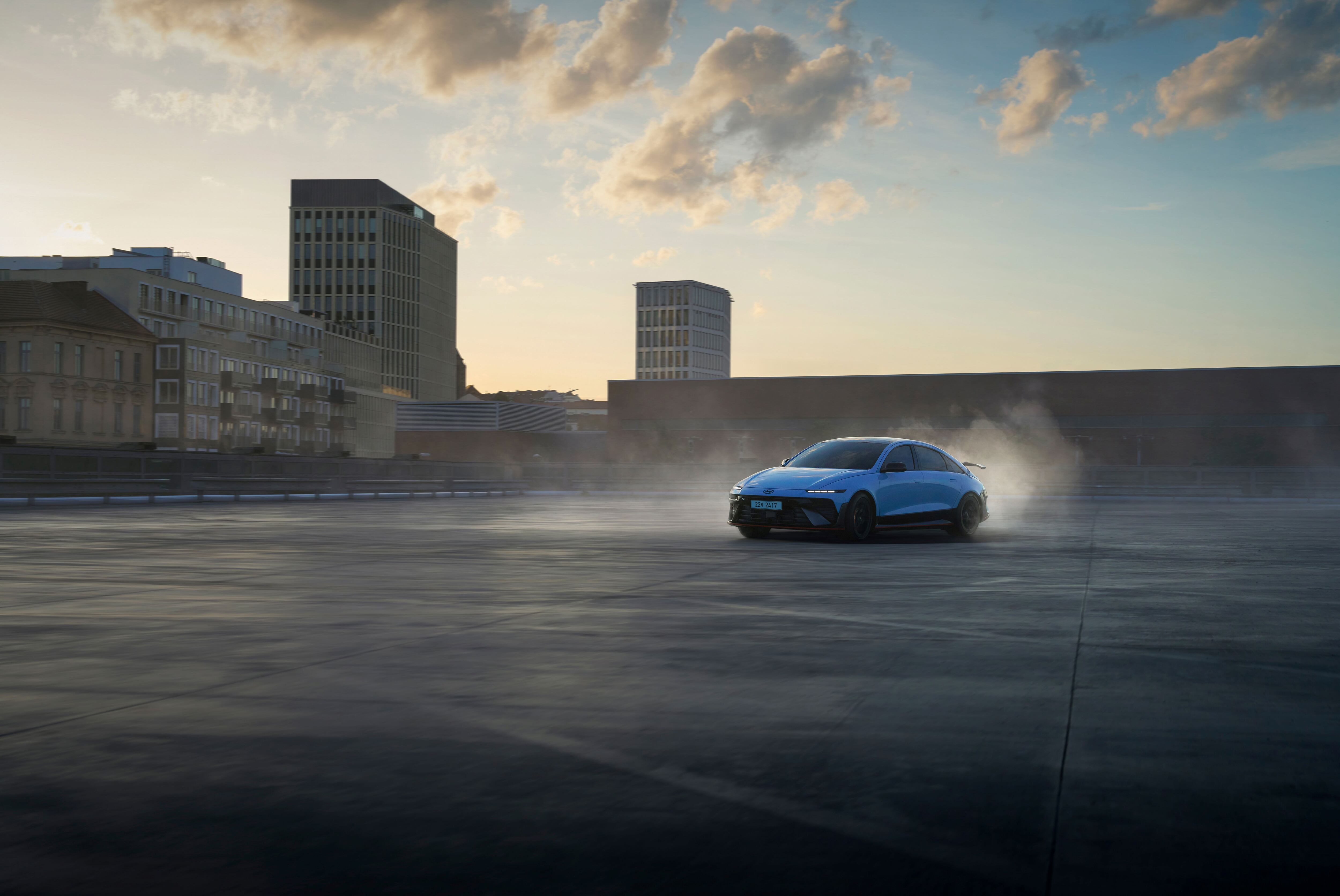 폰테크 달인 현대차, 첫 고성능 전기 세단 ‘아이오닉 6 N’ 출시